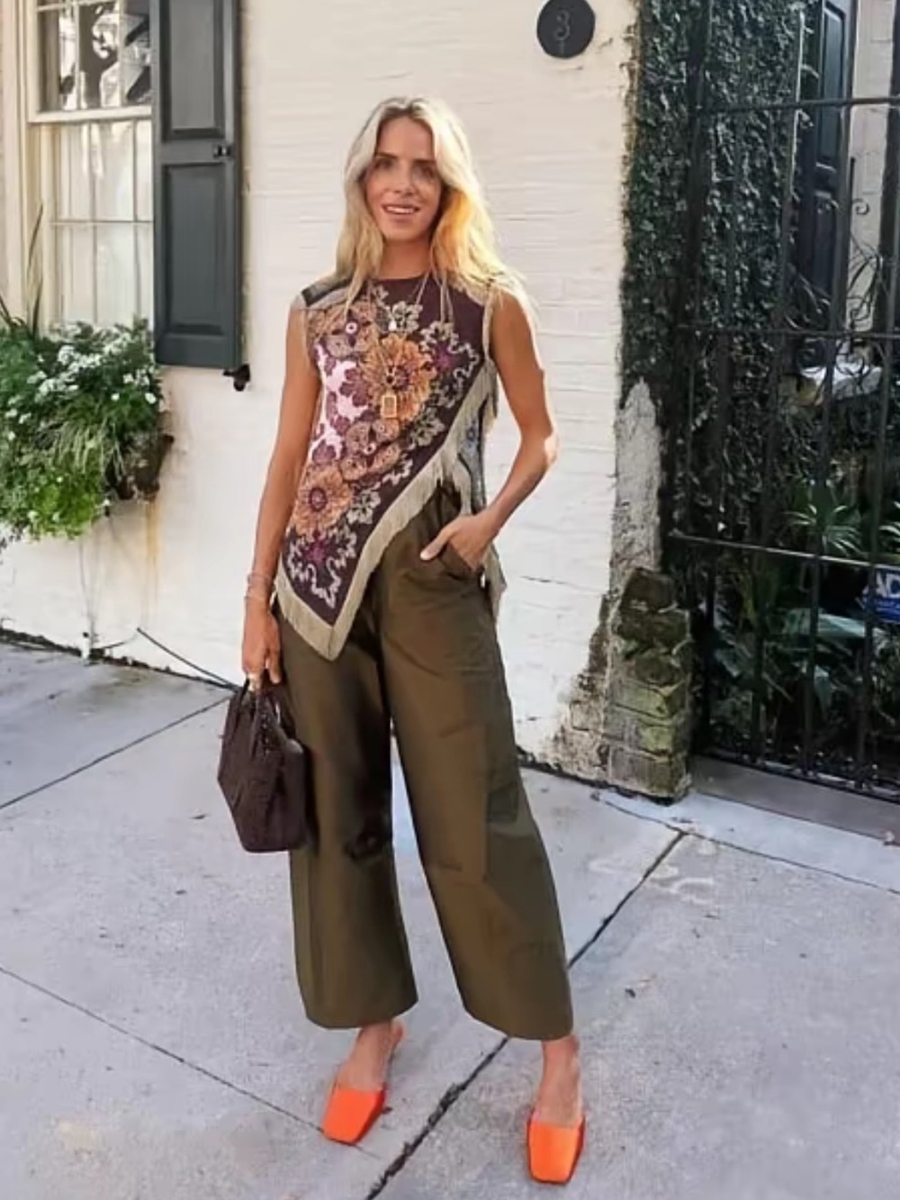 Multicolored satin floral print fringe top - Picture 3 of 4